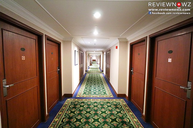 The Sukosol Hotel - walkway