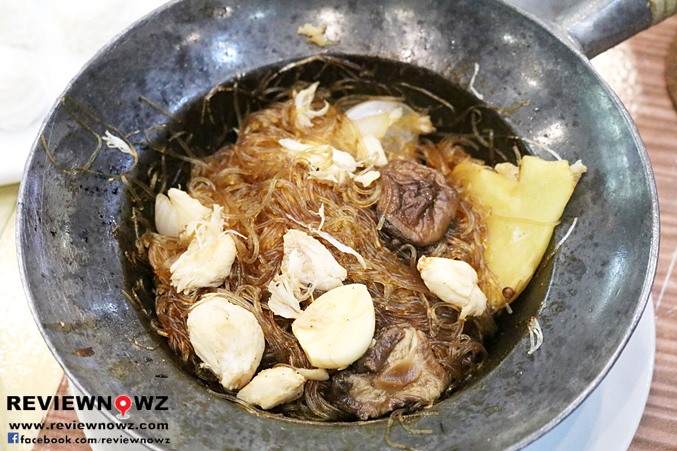 Baked crab meat and glass noodles