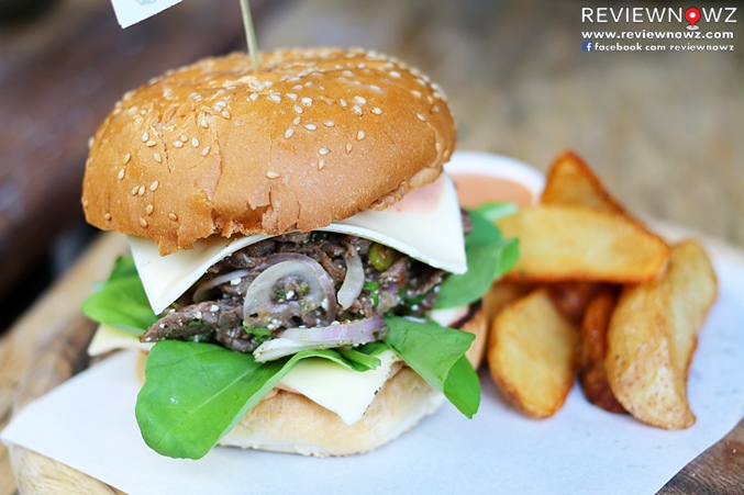 Isan Cheese Steak Burger