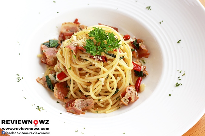 Spicy Bacon Spaghetti Aglio Olio