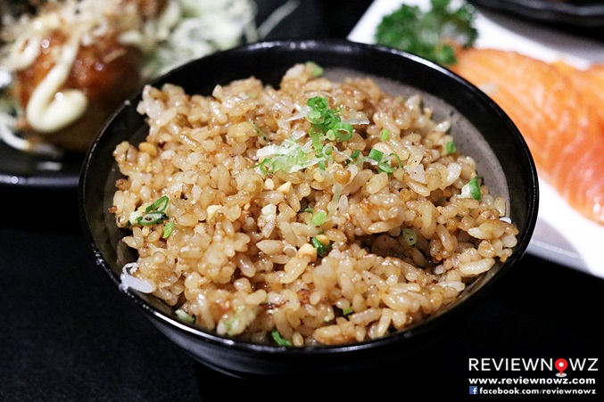 ข้าวผัดกระเทียม