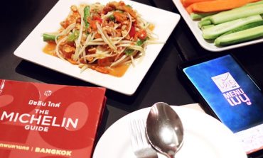 แซ่บกลางเมืองกับส้มตำระดับ Michelin Guide ที่ร้าน Somtum Der สีลม