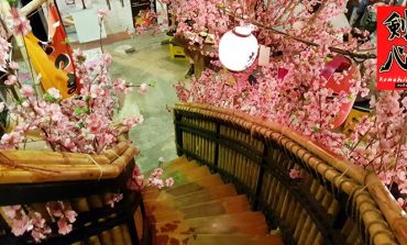 ไปอโศกกินดื่มอาหารญี่ปุ่นสไตล์อิซากายะกับบรรยกาศคึกคักใต้ต้นซากุระที่ Kenshin Izakaya Asoke