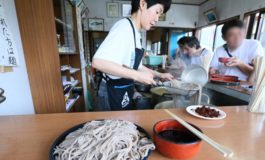 ทานฟรีไม่อั้นไม่จำกัดเวลากับโซบะและอุด้งเส้นสดที่ Oshino Noodle Factory @ Japan