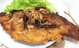 แวะทานปลาส้มทอดที่ร้านดังประจำจังหวัดสกลนครกับร้าน สะบันงา