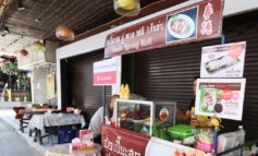 กว่า 20 ปีกับปอเปี๊ยะสดชิ้นเต็มคำ เครื่องแน่น น้ำราดรสเข้มข้นลงตัวที่ นก ปอเปี๊ยะสดปูทะเล @ เชียงใหม่