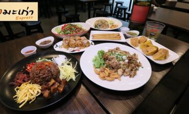 Makao Express Silom ยกสตรีทฟู้ดเยาวราชมาไว้ที่สีลมกับความอร่อยสูตรดั้งเดิม