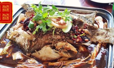 ภัตตาคารจีนในบรรยากาศครอบครัว รสมือถึงเครื่องถึงรสถูกปากที่ ตงหลิน @ ศรีนครินทร์