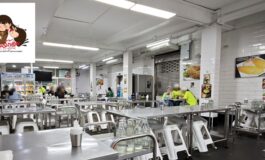 ชิมเจ้าดังตลอดเกือบ 30 ปีของย่านราชเทวีที่ เจ๊ก้อย อีสาน ซีฟู้ด @ ถนนเพชรบุรี